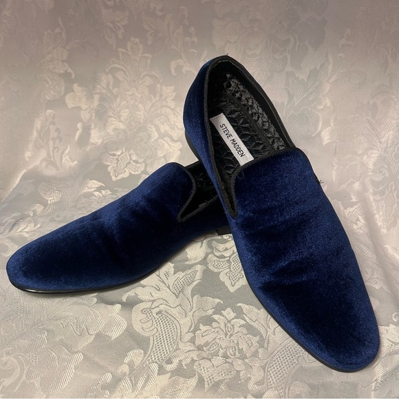 Steve Madden Men's Deep Blue Laight Velvet Loafers Size 10 VGUC - Picture 1 of 9